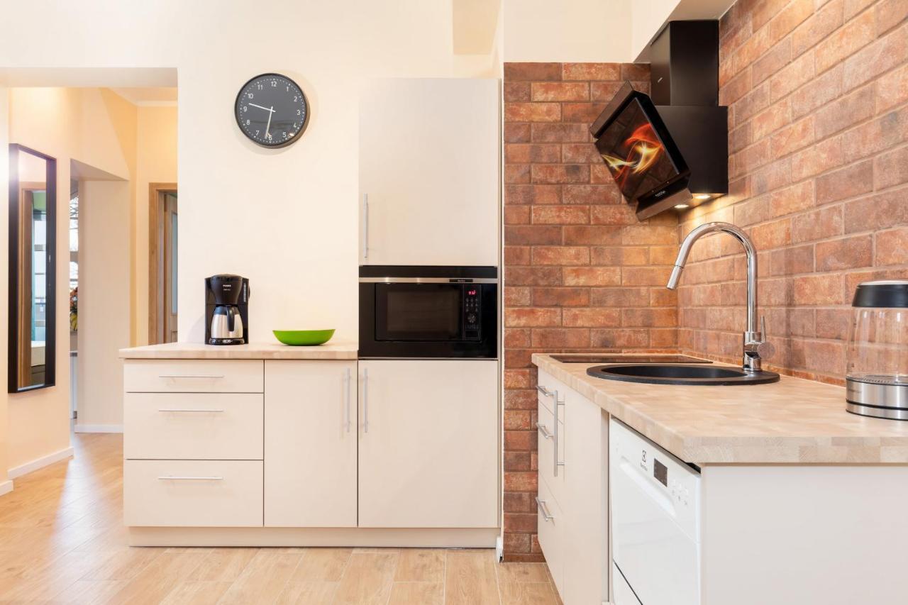 Apartamenty Biala Mewa By Renters 斯维诺乌伊希切 外观 照片